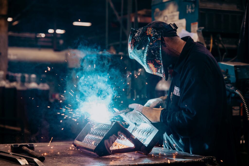 Commercial Specialty Truck Holdings